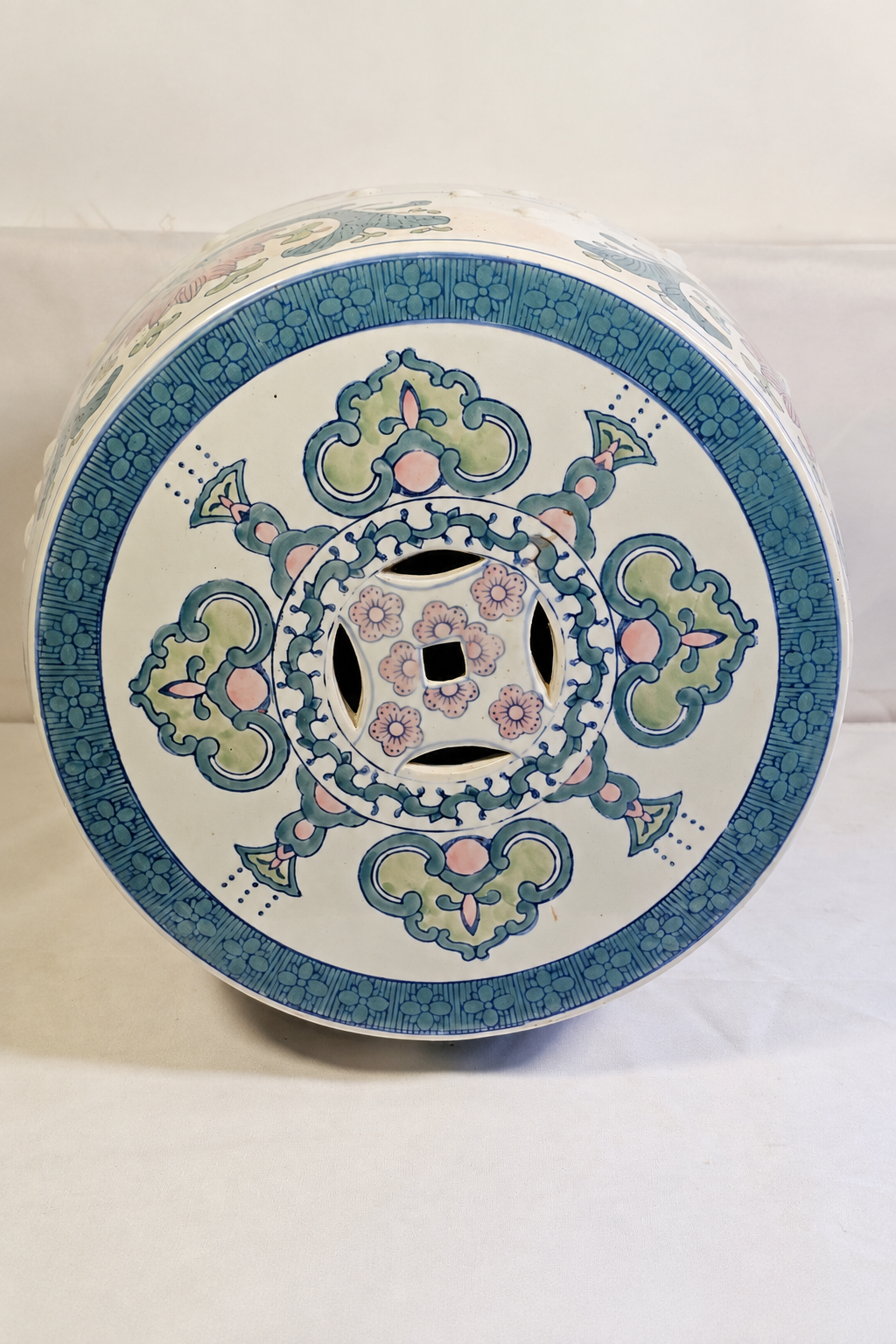 Chinese Famille Rose Style Ceramic Garden Stool